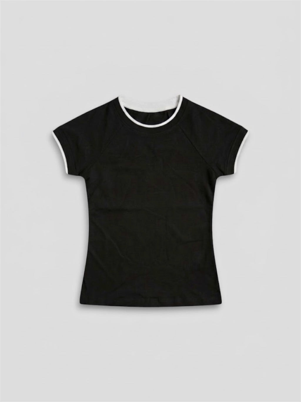 T-SHIRT COURT À MANCHES COURTES ET COL ROND NOIR